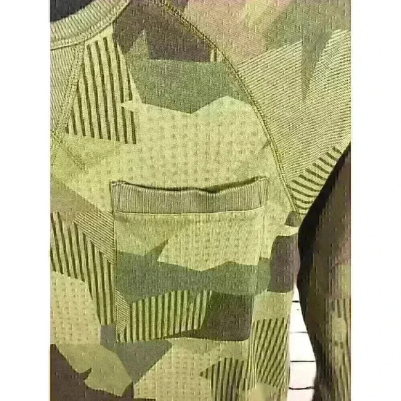 Nwt Penfield Mens Size XS Green Camo Long Sleeve Bridgeport Crew Sweater - Picture 7 of 9